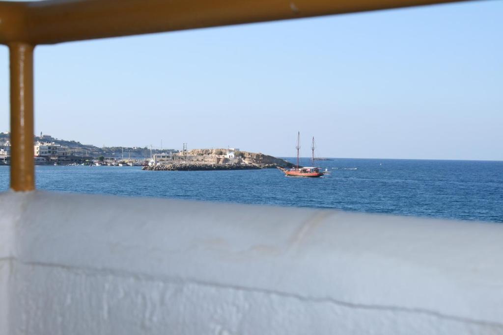 Blue Bay Apartments Hersonissos  Zewnętrze zdjęcie