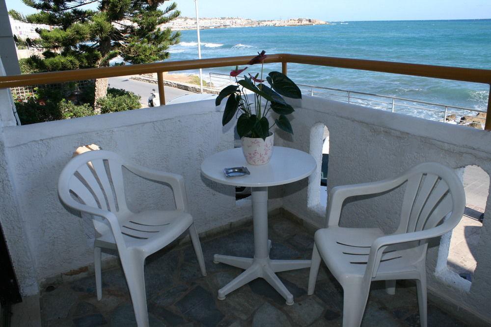 Blue Bay Apartments Hersonissos  Zewnętrze zdjęcie